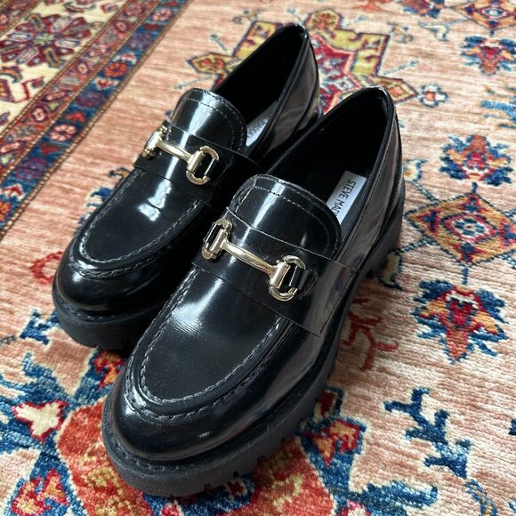 Steve Madden, black loafers. Size 8 - Picture 1 of 5